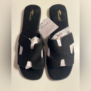 New in box NianEr Black Suede Slide Sandals Size 11 EU 42